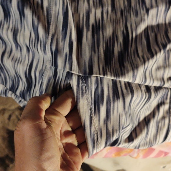 Various leggings in different sizes. - Picture 8 of 14